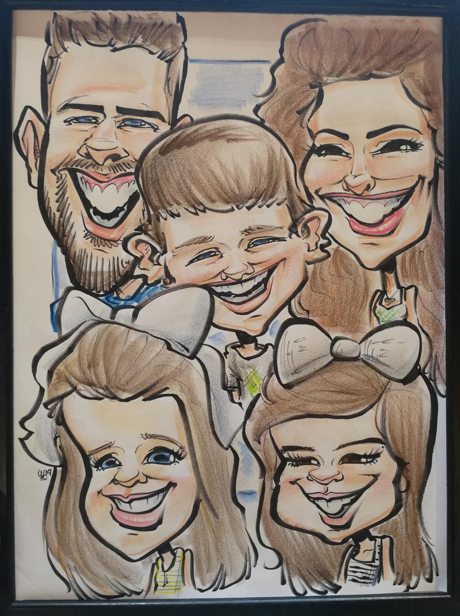 Caricature of a traditional nuclear family of five